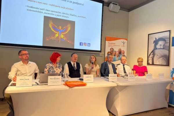 Pacientské organizace šetří státu miliony, přesto bojují o přežití. Je čas na systémovou změnu